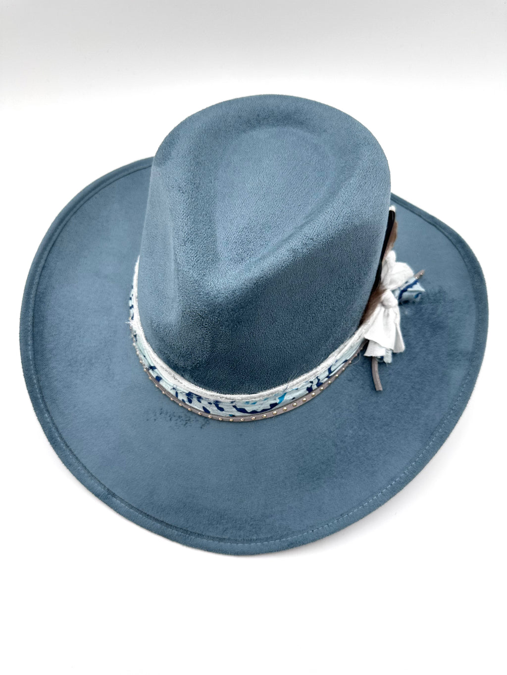 Large Atlantic Blue Cowgirl