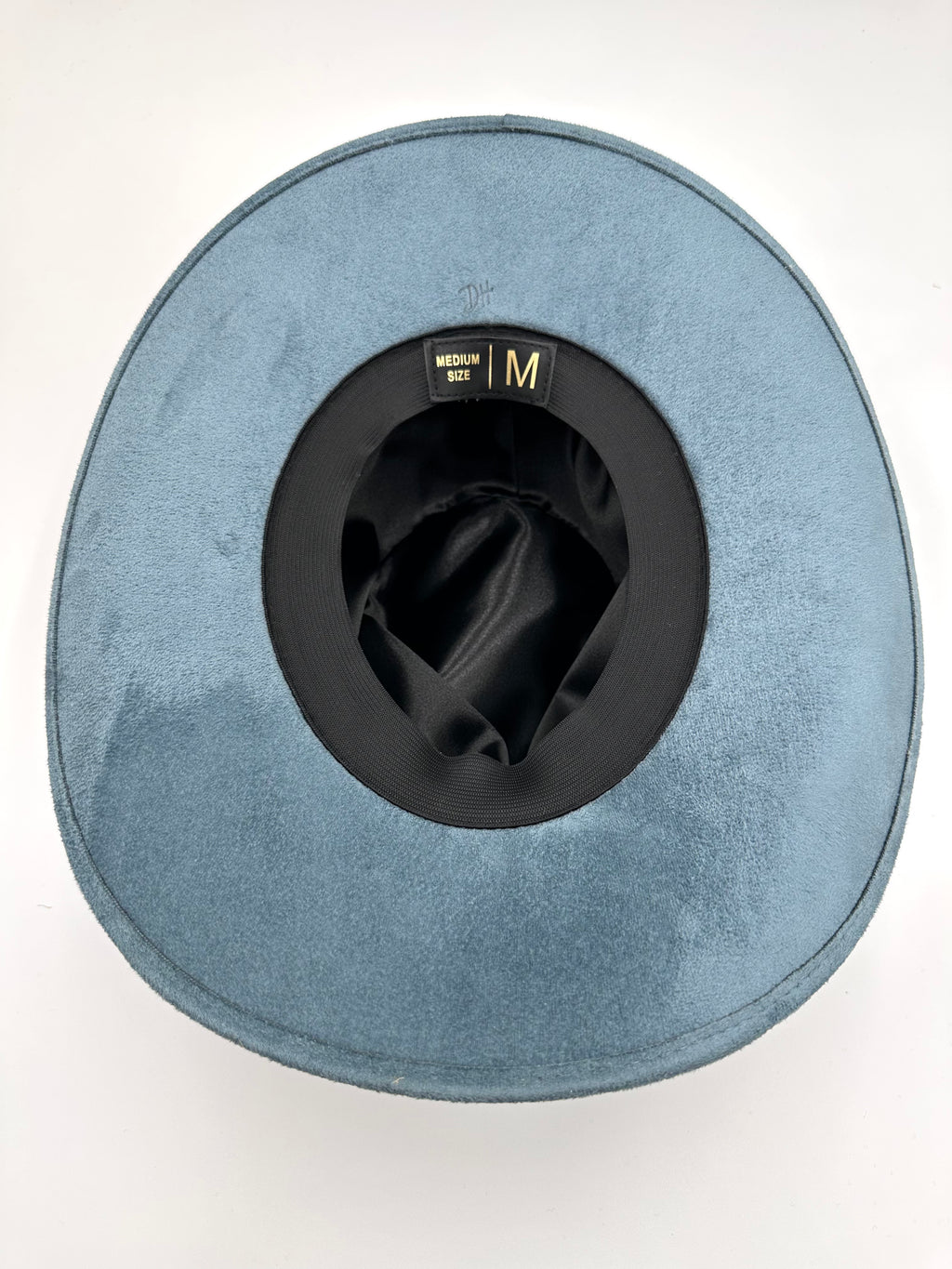 Medium Atlantic Blue Cowgirl